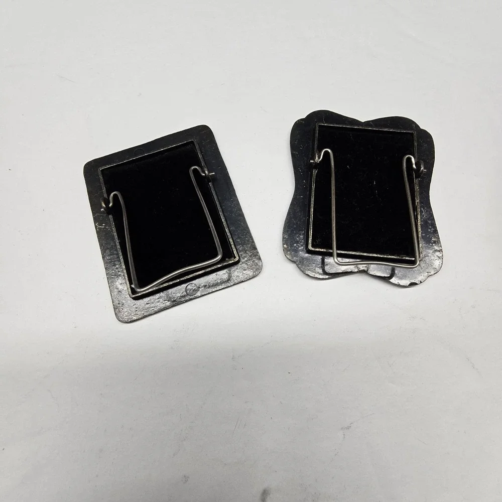 Vintage‎ Set of 2 Metal Picture Frames Miniature Easel Brass Finish Velvet Back